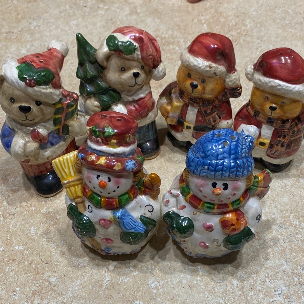 Lot of 3 Sets Christmas salt and pepper shakers- Snowman & Bears